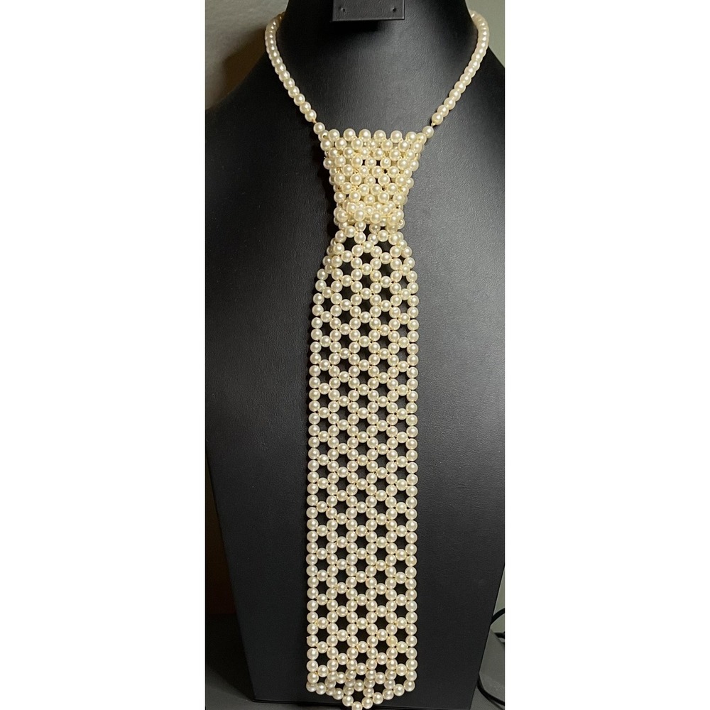 Vintage 1960s Faux Pearl Necktie 18"Drop 2"Extend Excellent Condition! Hong Kong - Picture 5 of 5